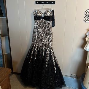 Prom dress size 4
